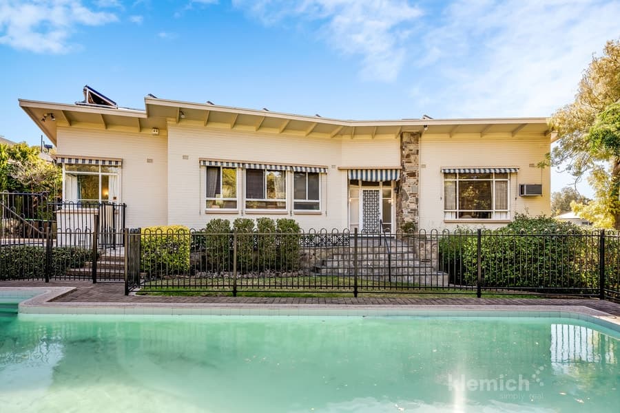 35 Sunnyside Road, St Georges, St Georges - Image 1