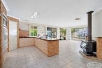 16 Lilac Green, Halls Head, Halls Head - Thumbnail 5