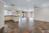 11 Herald Rise, Greenfields, Greenfields - Thumbnail 7