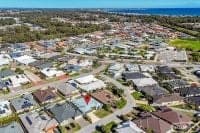 8 Bamburgh Turn, Meadow Springs, Meadow Springs - Image 1