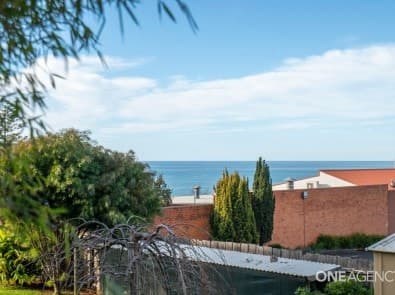 2A Amy Street, Burnie, Burnie - Thumbnail 2