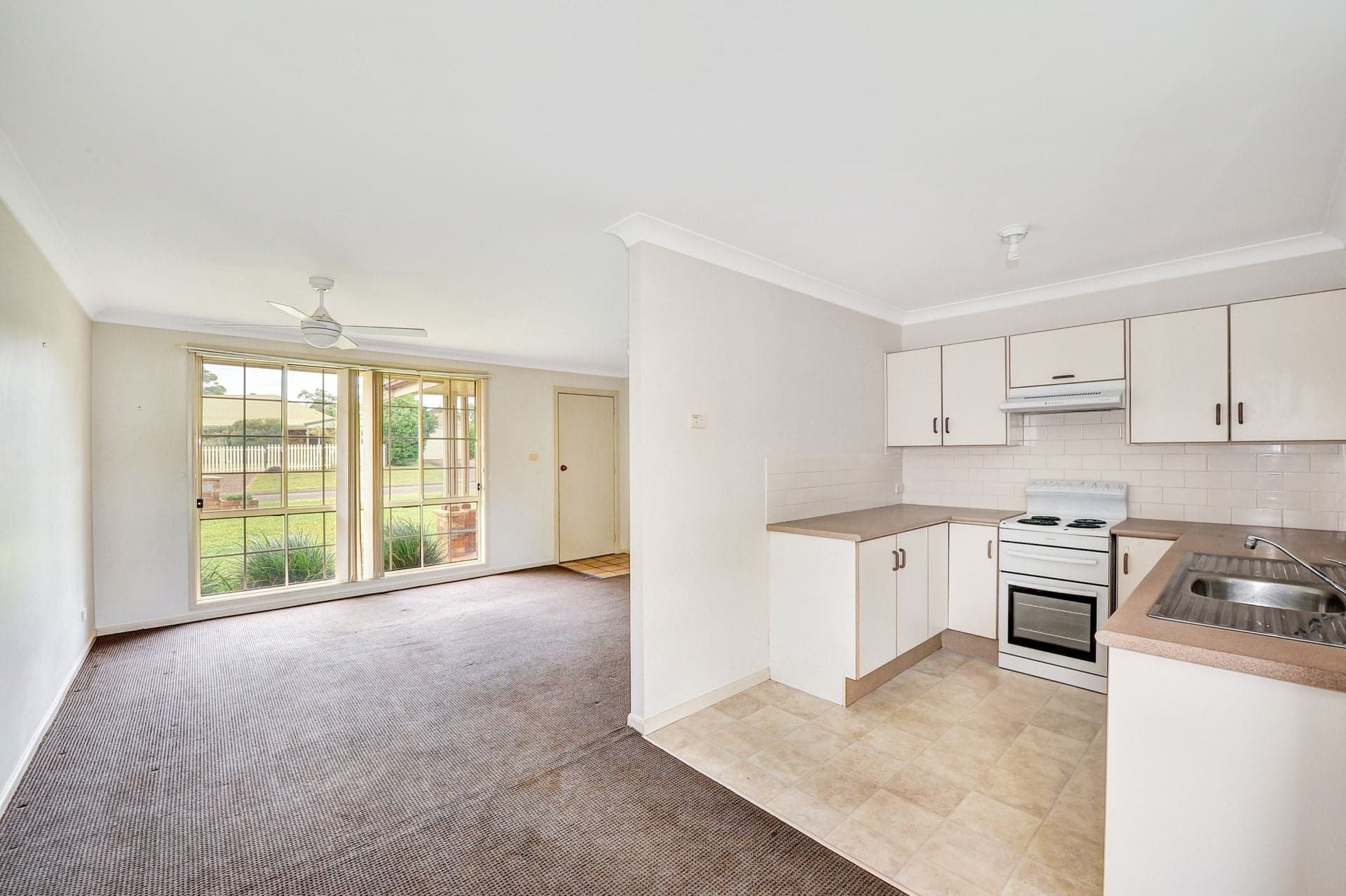 24 Forest Grove Port Macquarie NSW, Port Macquarie - Thumbnail 5