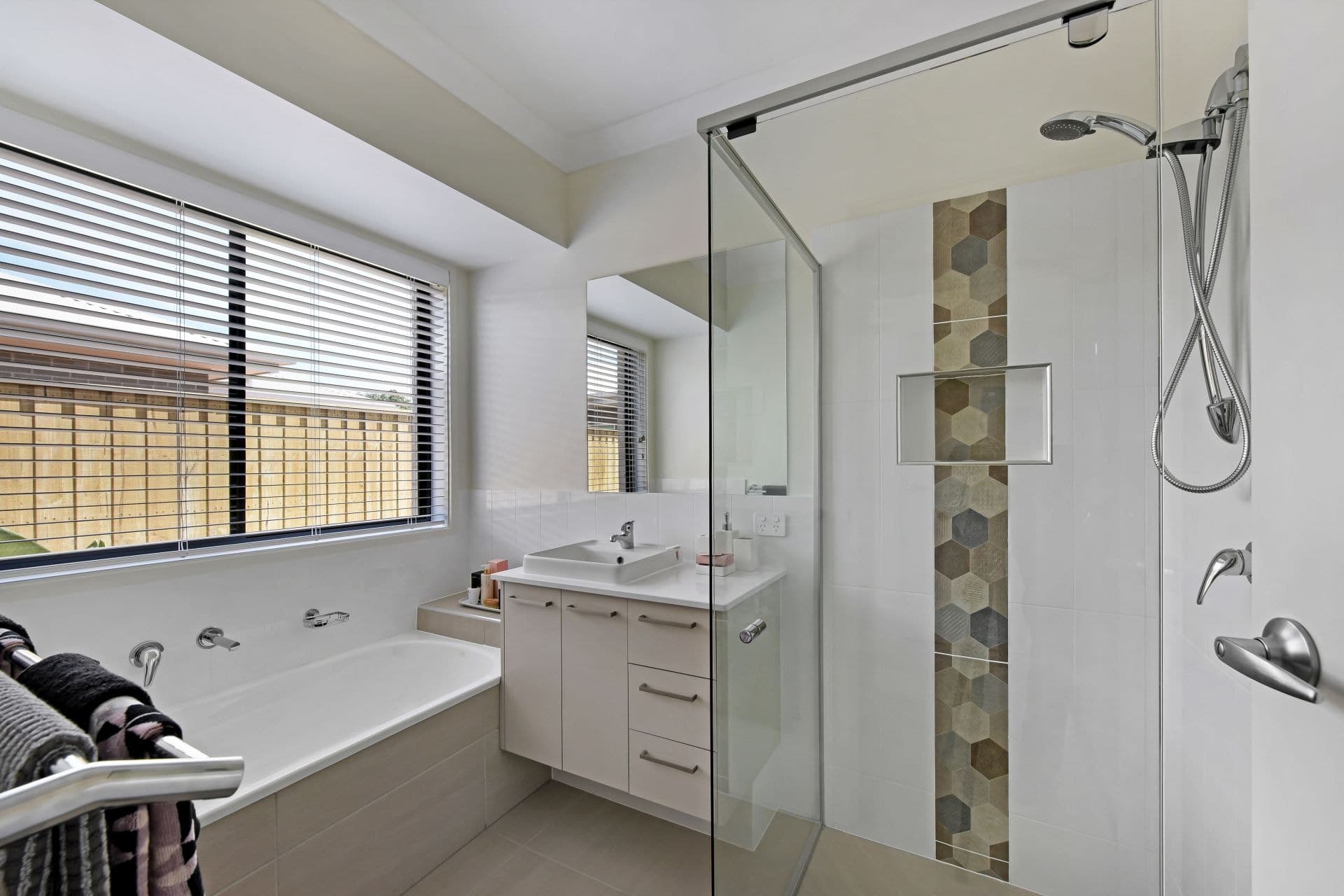 18 Sovereign Drive, Thrumster, Thrumster - Image 1