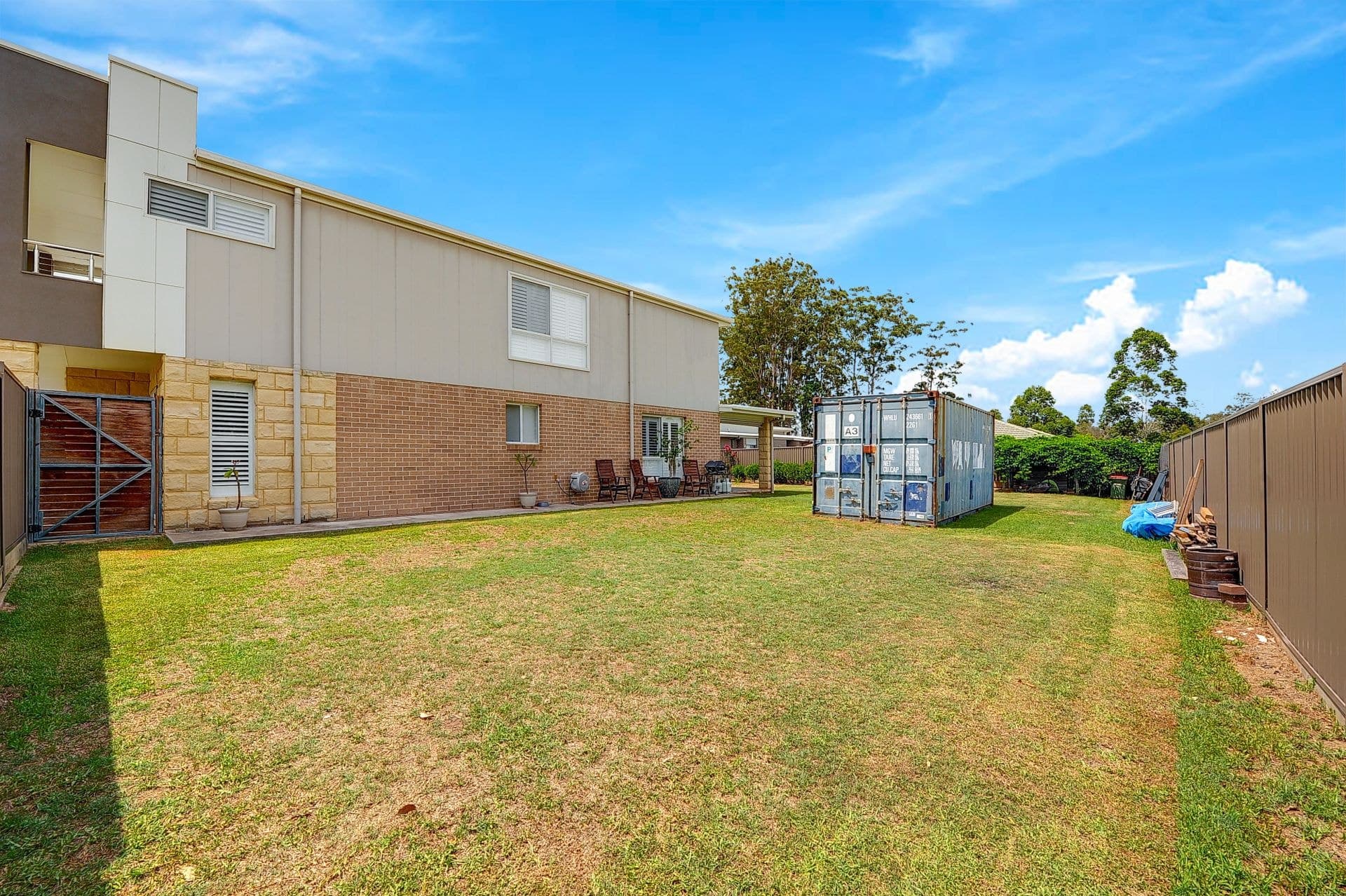 2 Yarralumla Parade Port Macquarie NSW, Port Macquarie - Image 1