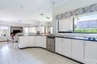 43 Buttercup Parkway, Halls Head, Halls Head - Thumbnail 5