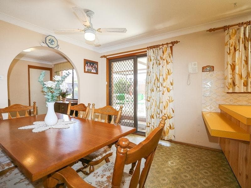 3 Aseki Avenue, GLENFIELD, NSW 2167, Glenfield - Thumbnail 5