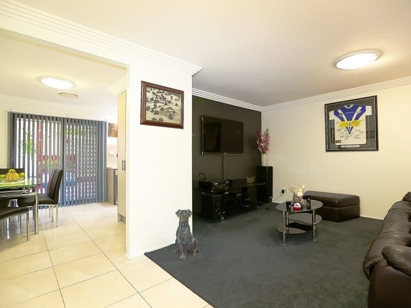 25/27 Waratah Crescent, MACQUARIE FIELDS, NSW 2564, Macquarie Fields - Thumbnail 4