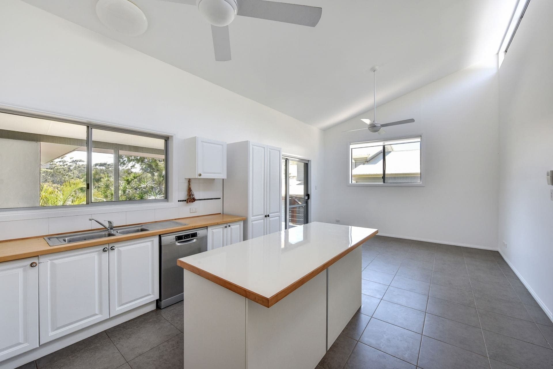 132 Pacific Drive Port Macquarie NSW, Port Macquarie - Thumbnail 7