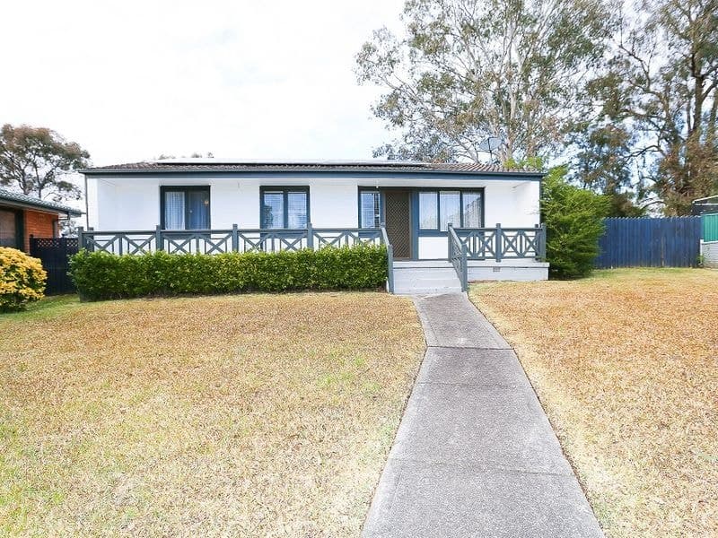 4 Hakea Place, MACQUARIE FIELDS, NSW 2564, Macquarie Fields - Image 1