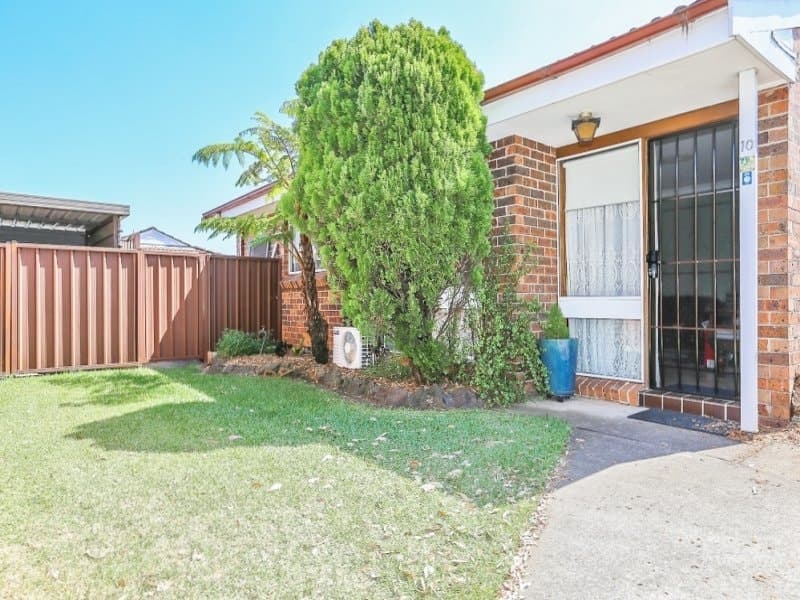 10/201 Harrow Road, GLENFIELD, NSW 2167, Glenfield - Image 1