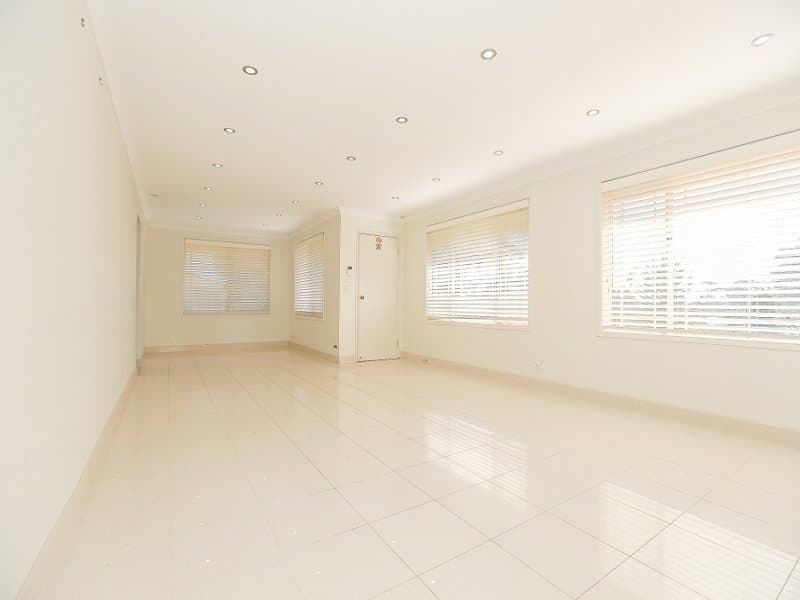 1 Gardenia Place, MACQUARIE FIELDS, NSW 2564, Macquarie Fields - Thumbnail 4