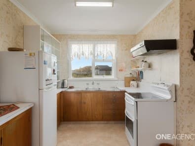 22 George Street, Somerset, Somerset - Thumbnail 3