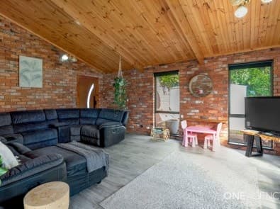 74 Manuka Drive, Romaine, Romaine - Thumbnail 3