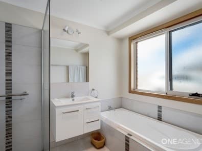 3/8a Hogg Street, WYNYARD, Wynyard - Thumbnail 4