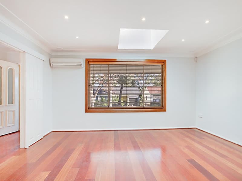 8/186 Queen Street, Campbelltown, NSW, 2560, Macquarie Fields - Thumbnail 2