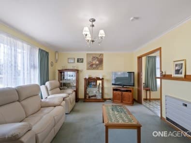 6 Guy Crescent, Somerset, Somerset - Thumbnail 3