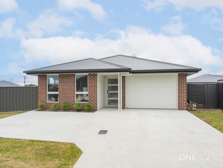 16 Poynton Close, Turners Beach - Image 1