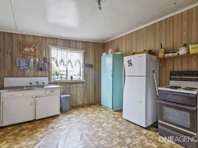 10 Sampson Street, HILLCREST, Hillcrest - Thumbnail 2