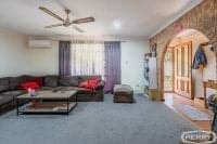 9 Windsor Way, Falcon, Falcon - Thumbnail 3