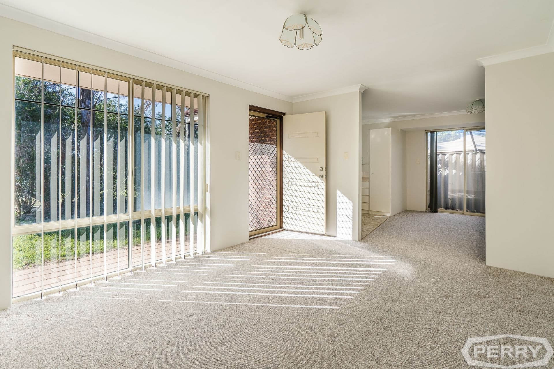 B/1 Elegant Drive, Greenfields, Greenfields - Thumbnail 4