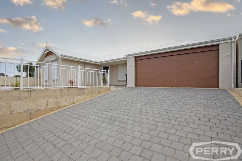 76 Iluka Road Dawesville WA, Dawesville - Thumbnail 2