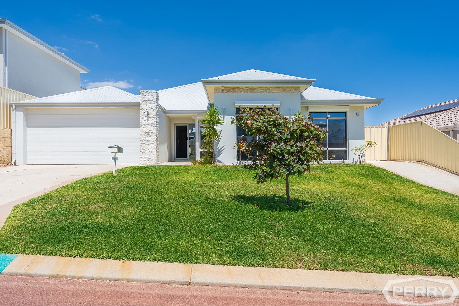 8 Lisle Road Madora Bay WA, Madora Bay - Thumbnail 2