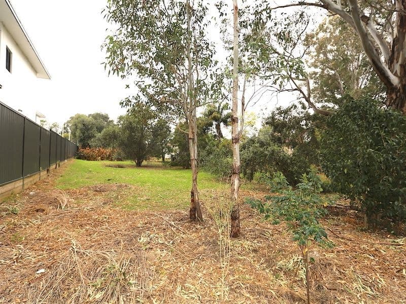 23 Waratah Crescent, MACQUARIE FIELDS, NSW 2564, Macquarie Fields - Thumbnail 3
