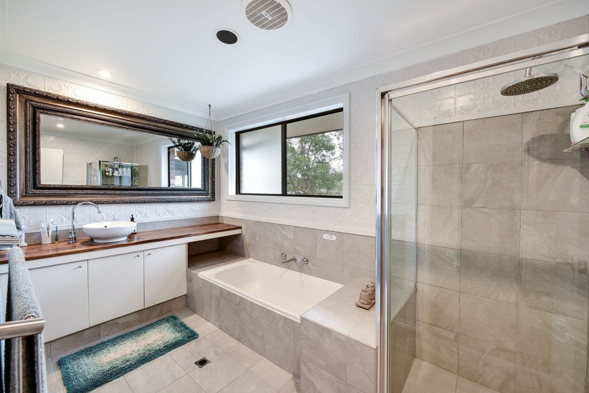 5 Jindabyne Place Port Macquarie NSW, Port Macquarie - Image 1
