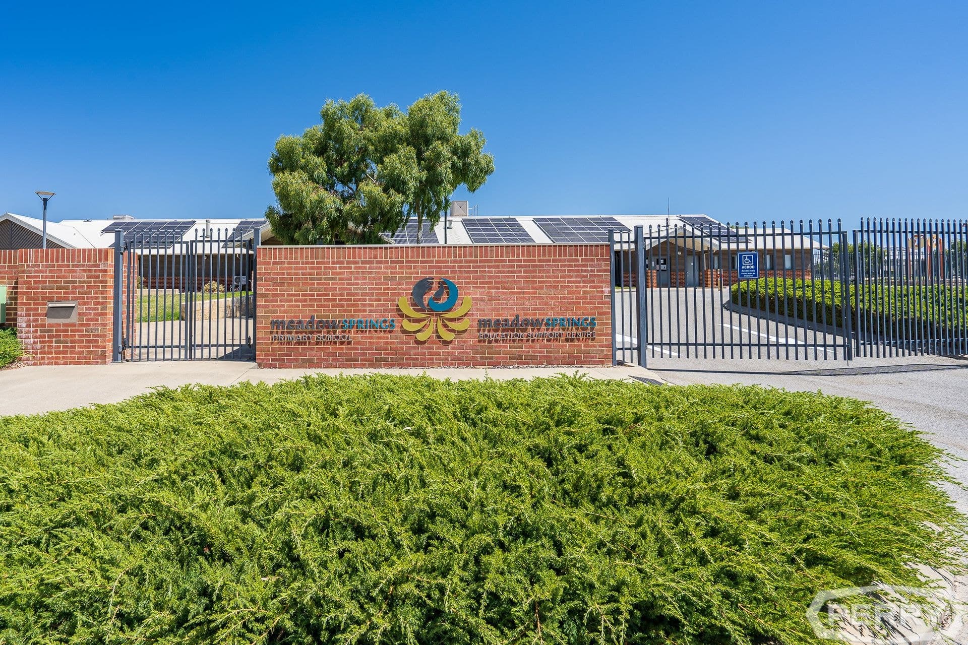 40 Camden Way Meadow Springs WA, Meadow Springs - Image 1