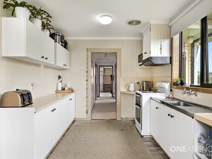 68 Stirling Street, Acton - Thumbnail 4