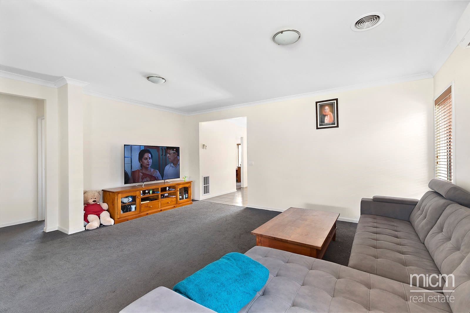 2 Stannifer Street
                                    Sold, Tarneit - Thumbnail 2