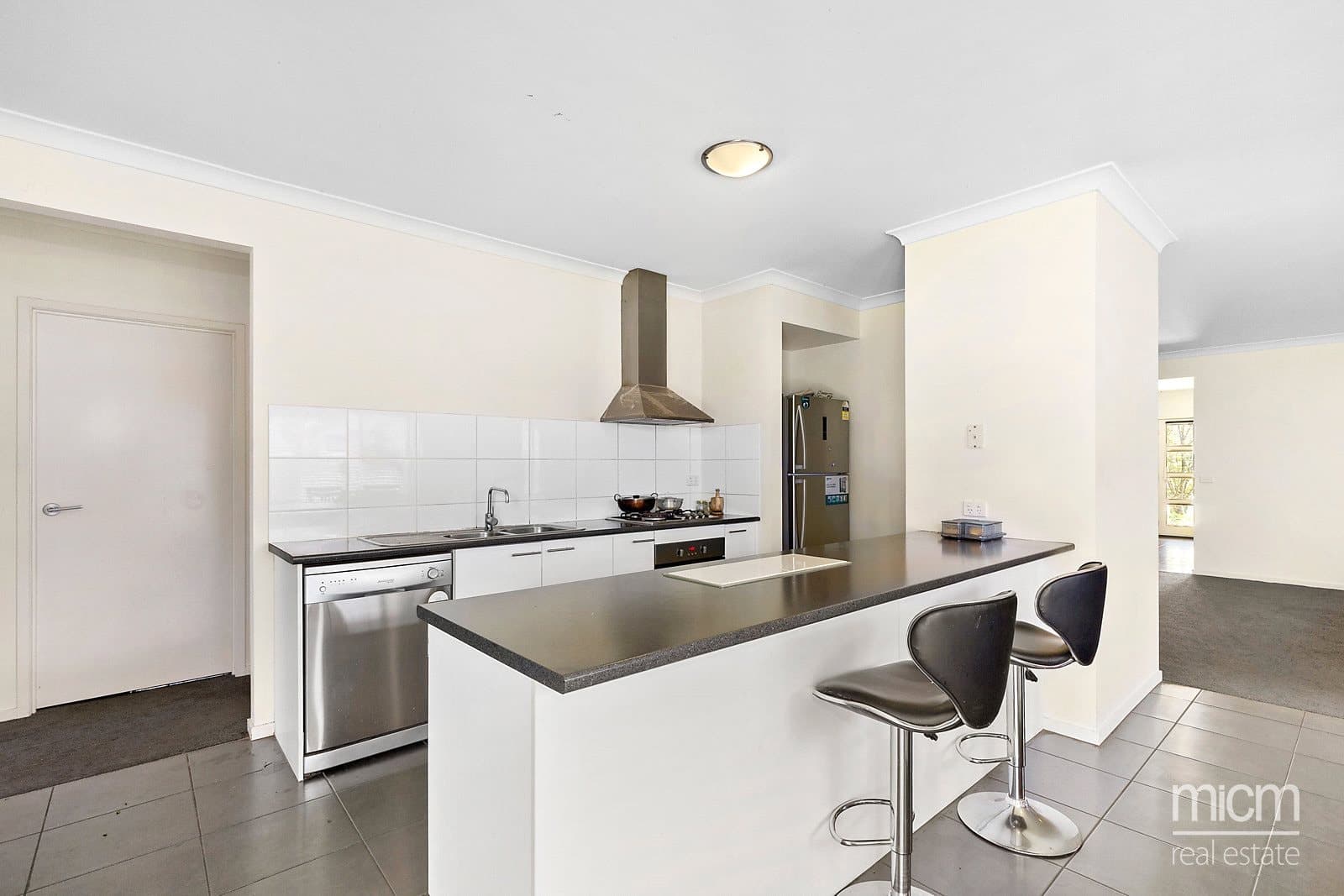 2 Stannifer Street
                                    Sold, Tarneit - Thumbnail 4