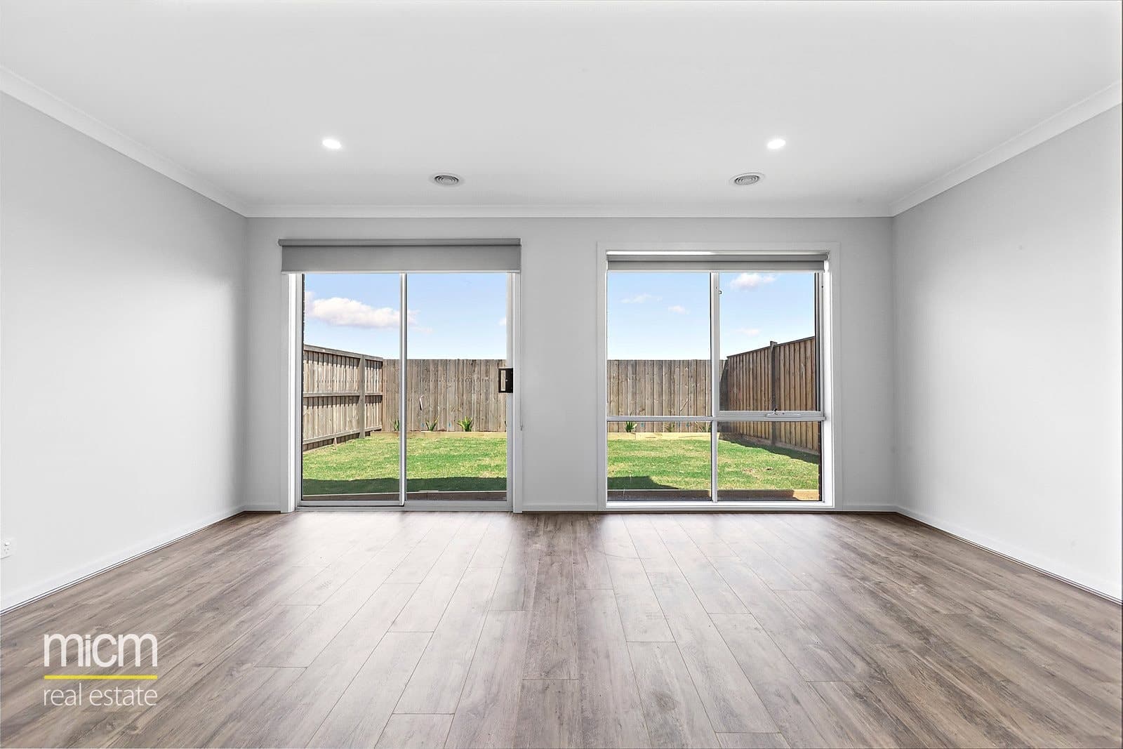 15 Tamworth Grove
                                    Sold, Point Cook - Thumbnail 3