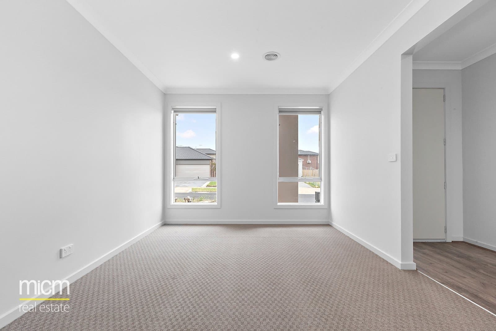15 Tamworth Grove
                                    Sold, Point Cook - Thumbnail 6
