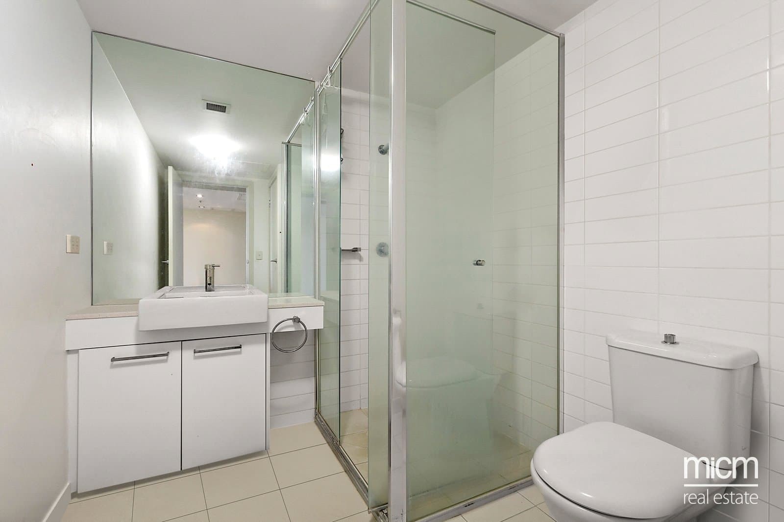 1809/100 Harbour Esplanade
                                    Sold, Docklands - Thumbnail 6