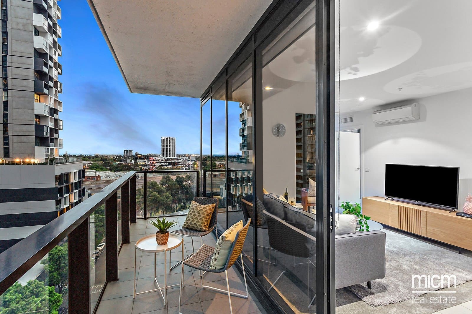 1001/46-50 Haig Street, Southbank - Thumbnail 4