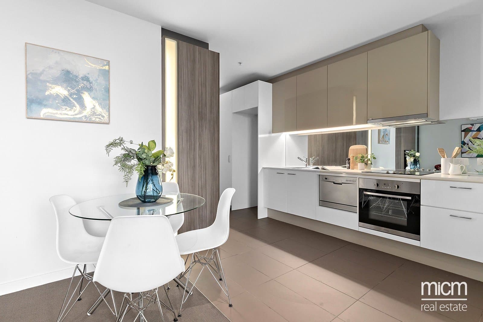 3510/220 Spencer Street
                                    Sold, Melbourne - Thumbnail 4