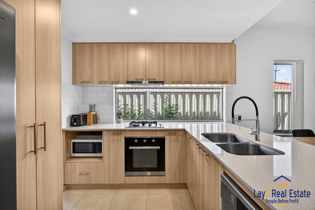2/8A Roberts Street, Bayswater WA, Bayswater - Thumbnail 3