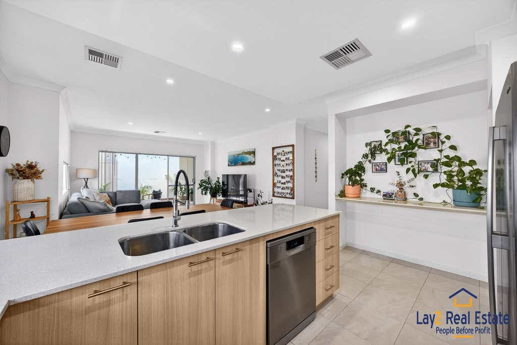 2/8A Roberts Street, Bayswater WA, Bayswater - Thumbnail 5