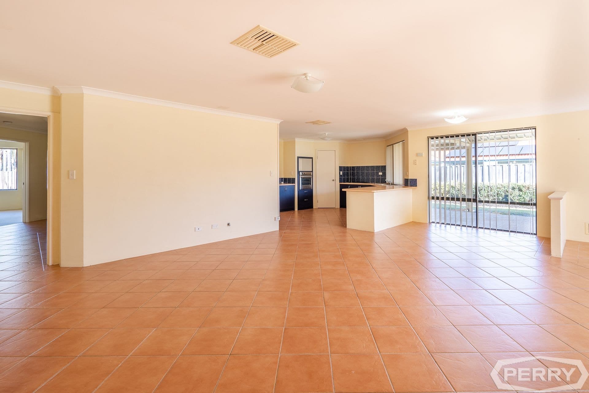 18 Aldenham Heights Halls Head WA, Halls Head - Thumbnail 7