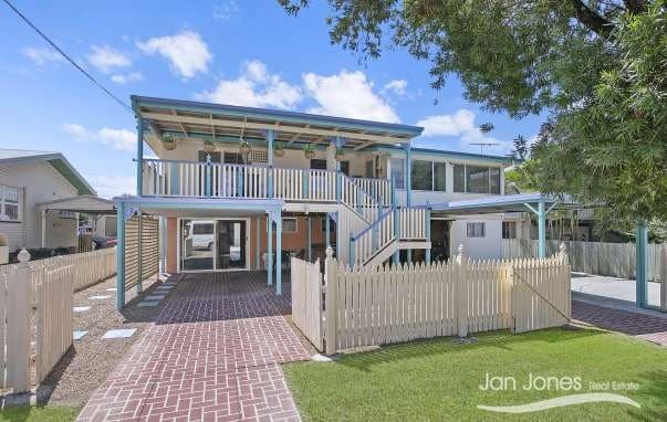 35 Ralph St, Clontarf - Image 1