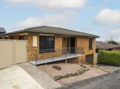 2/9 Fleming Court, Burnie, Burnie - Thumbnail 2