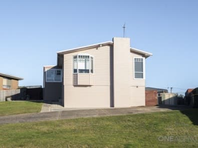 55 Colegrave Road, Upper Burnie, Upper Burnie - Thumbnail 4