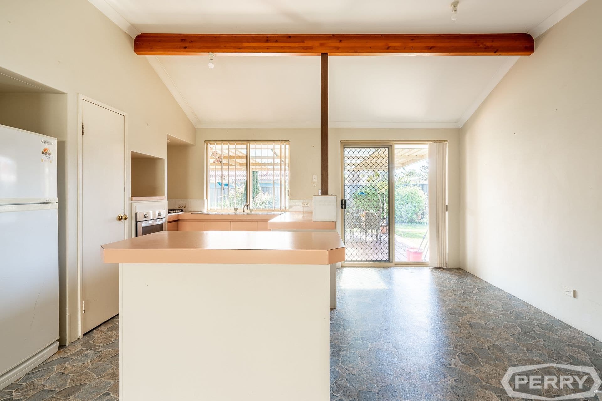 3 Vermont Avenue, Meadow Springs, Meadow Springs - Thumbnail 4