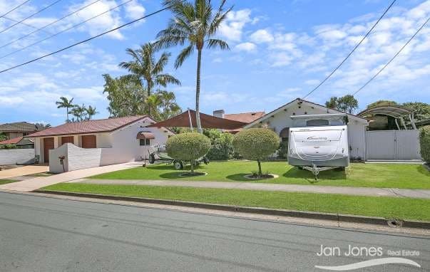 426 Anzac Avenue, Kippa-Ring - Image 1