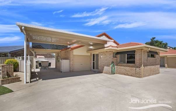 1/13 Trafalgar Drive, Kippa-Ring - Image 1