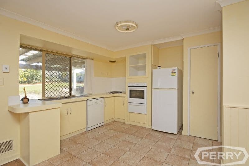 24 Casuarina Drive, Halls Head, Halls Head - Thumbnail 6