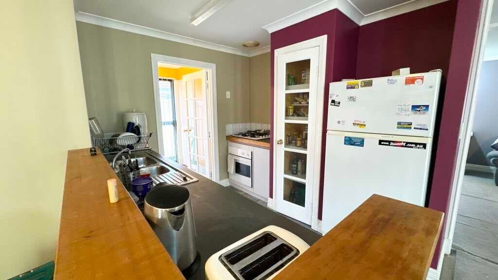 20 McWhae Gardens Bayswater WA 6053 – 4 Bedrooms 2 Baths, Bayswater Wa 6053 – 4 Bedrooms 2 Baths - Thumbnail 8
