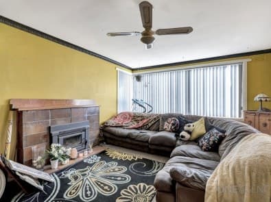 16 Lucas Place, Acton, Acton - Thumbnail 4
