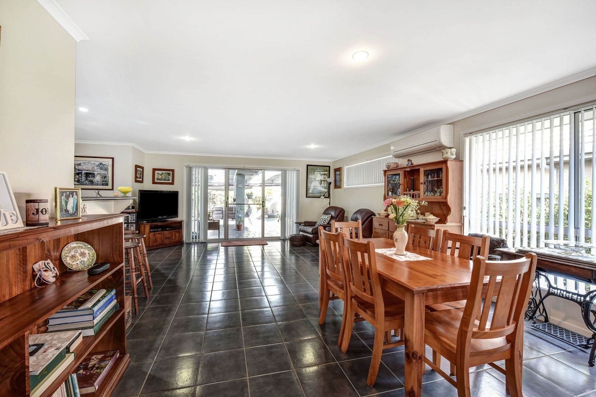 31 Greenmeadows Drive Port Macquarie NSW, Port Macquarie - Thumbnail 3